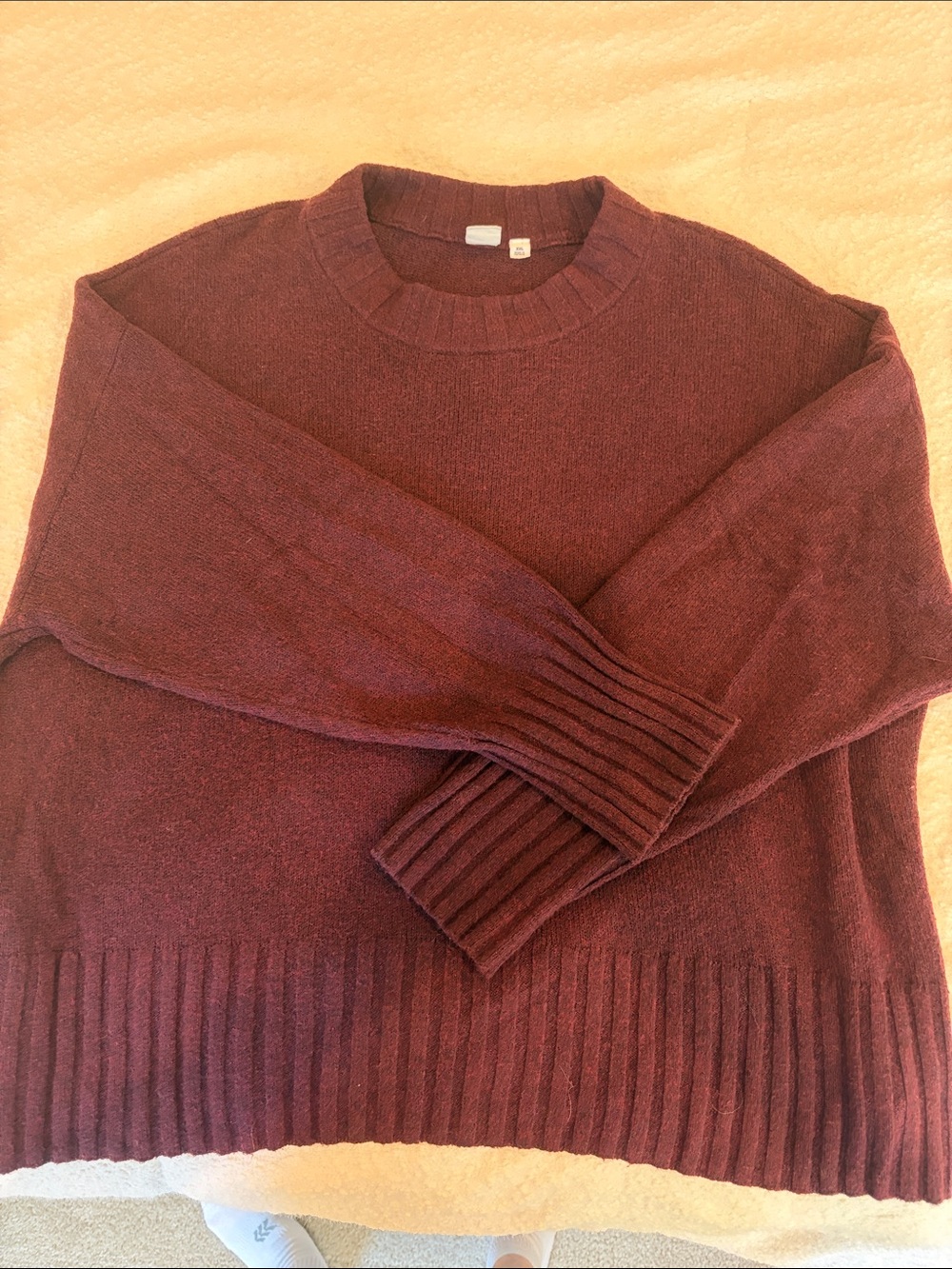 GAP Women’s Crewneck Sweater in Burgundy XXL